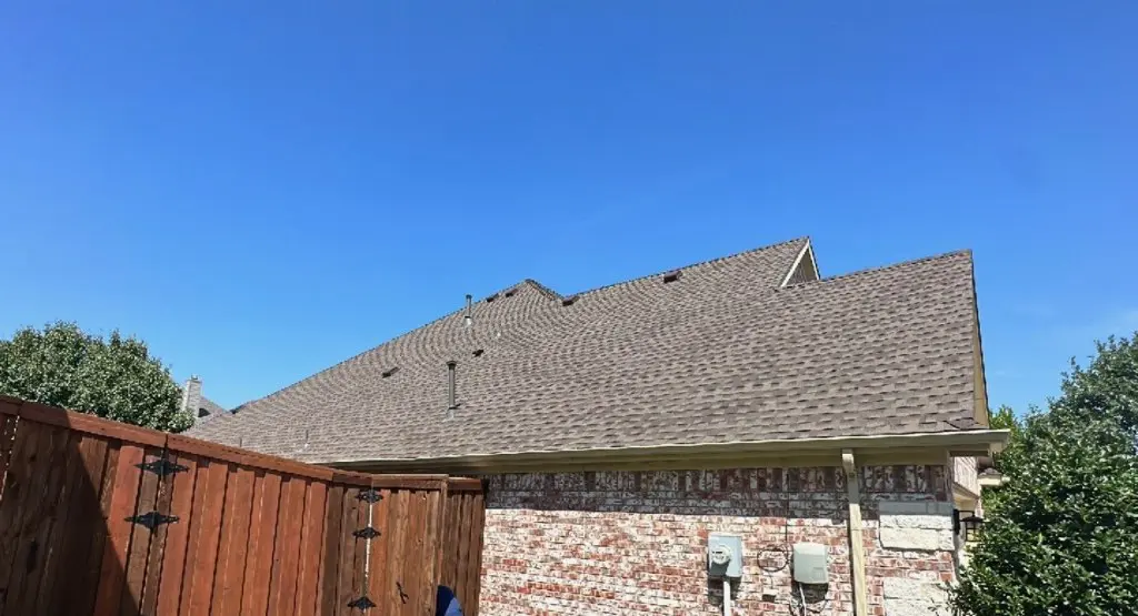 Completed roof replacement project in Powell